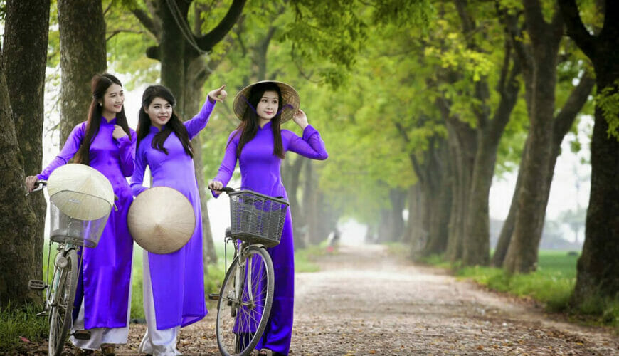 11 Things You Should Know About Vietnamese Culture - Traditional Ao Dai