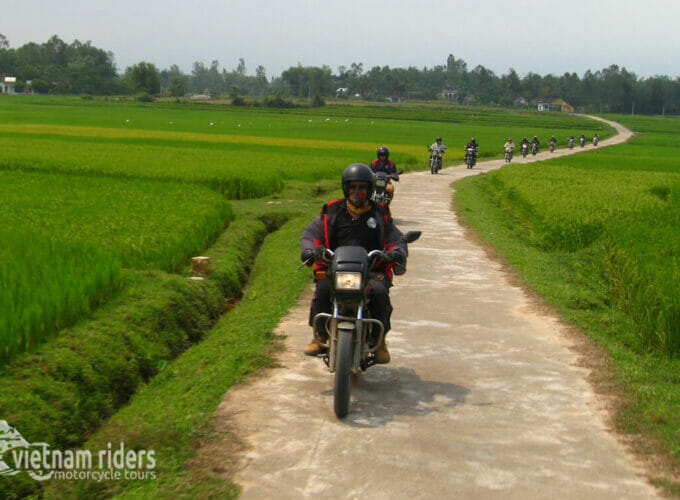 Motorcycle Tours in Vietnam with Best Experience